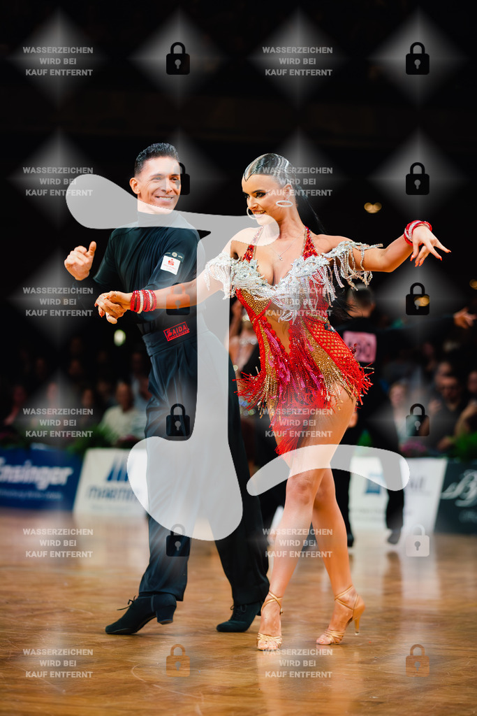 GOC 2025 - WDSF GrandSlam Latin 10-11th (40) Razvan Dumitrescu _ Jacqueline Joos (Germany)-2025-08-23-2178 | Webshop for digital downloads and prints of dance sport, event & show photographer Julian Link - Realisiert mit Pictrs.com