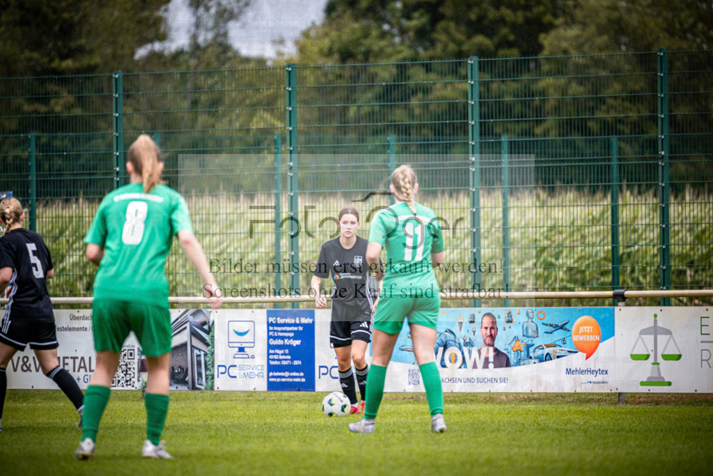 SG Bohmte/Ostercappeln/Schwagstorf - SG Hollenstede / Schwagstorf | Fr.-BZL Weser-Ems Süd · 1. Damen - SG Hollenstede / Schwagstorf · Sportplatz - Realisiert mit Pictrs.com