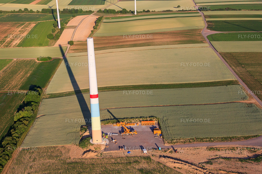 Luftbild: Baustelle Neuer Windpark in Offenbach an der Queich im Bundesland Rheinland-Pfalz in Deutschland. Foto: IMG_67908.jpg vom 14.06.2014 durch Werner Riehm/FLY-FOTO.de