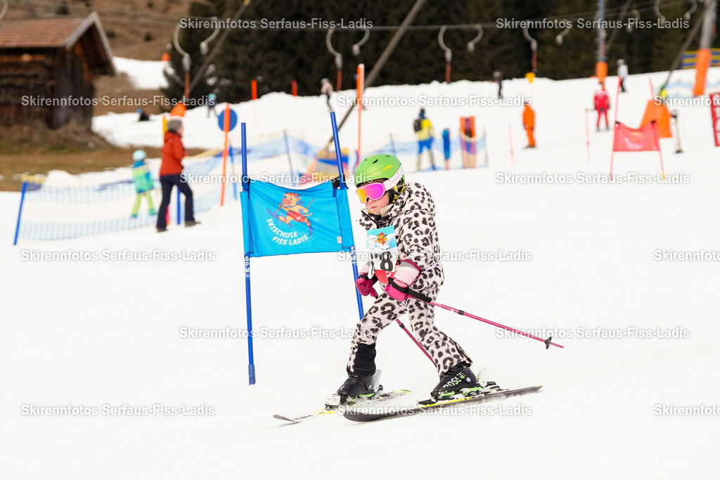 SRF_02.01.2026_0263 | Skirennfotos,Serfaus,Fiss,Ladis,Kinderskirennen,Winter,Tirol,Oberland,skirace,SFL,feelfree,weil wir's genießen,ski,Ski,skifahren,Sonnenplateau, - Realisiert mit Pictrs.com