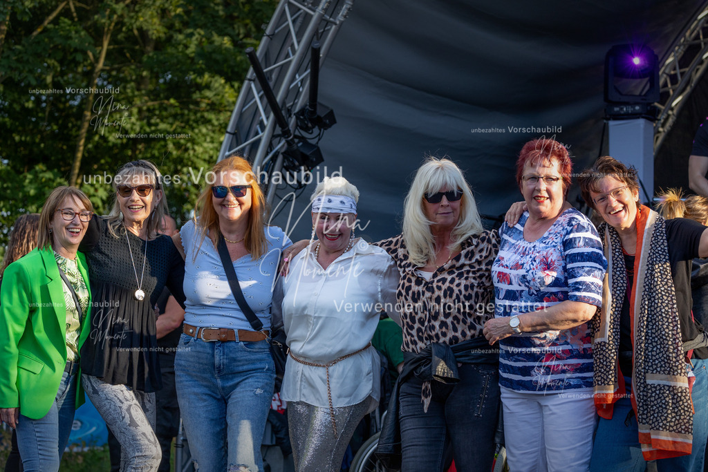 _16A8412-1 | Einzigartige Fotos von Hunden & Menschen –Actionfotos, Portraits, Vereinsaufnahmen & Paarshootings – authentisch, lebendig & mit Herz.