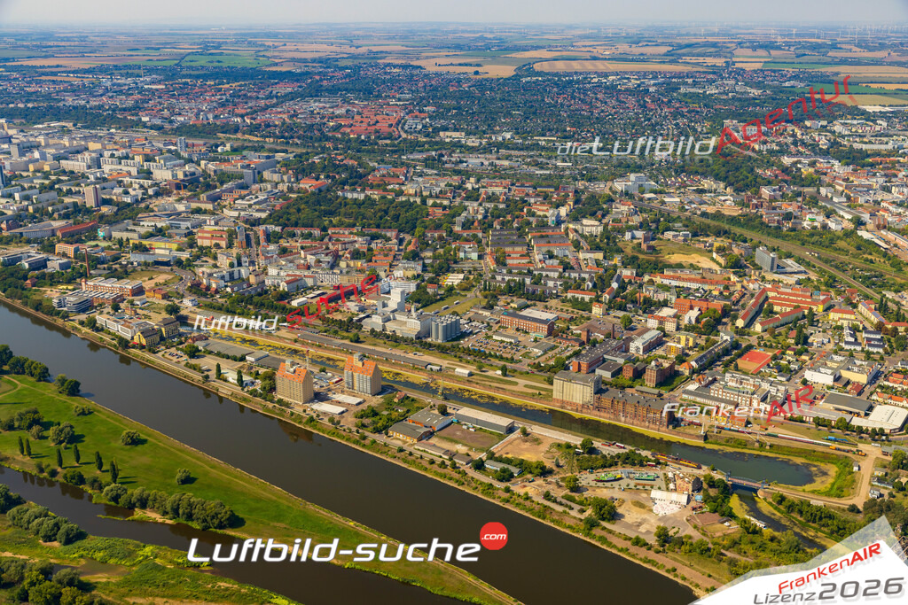 Alte Neustadt Magdeburg Bild- Das Luftbild wurde 2025 vom UL-Flugzeug heraus erstellt ( keine Drohne bzw. Drohnenaufnahme ) - Hochauflösende Luftaufnahme -Nicht vergleichbar mit Google Maps oder Satelittenbilder- Die Geschenkidee !Mit Lizenz und Bildrechte bestellbar - CC