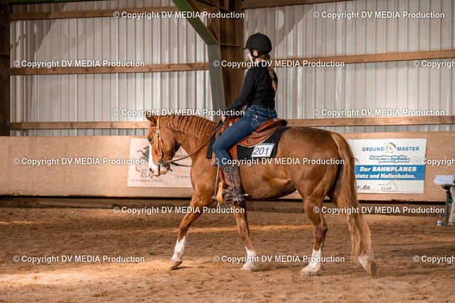 BAL02153 | dv-media-shop - Realized with Pictrs.com