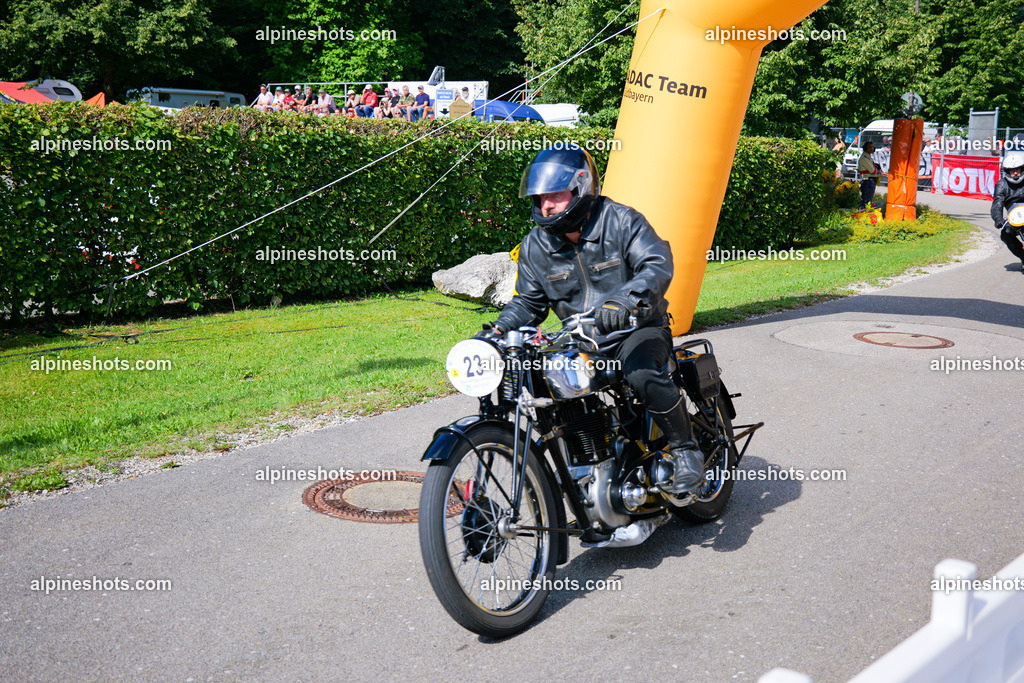 P1025941 | Erleben Sie atemberaubende, hochqualitative Fotos Ihrer Fahrt entlang der malerischen Alpenstraßen. Besuchen Sie alpineshots.com, um professionelle Aufnahmen Ihrer unvergesslichen Reise zu finden und zu kaufen - Realisiert mit Pictrs.com