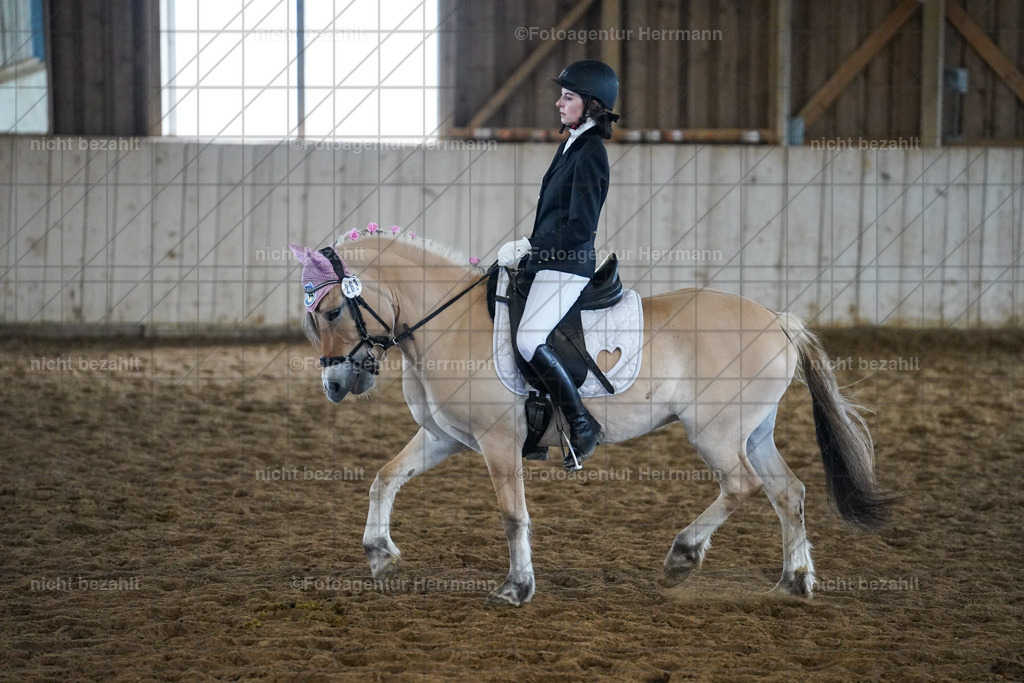 20230518-FAH04185 | Frühjahrsturnier, landberg am Lech, 2023, Reitclub Landsberg, Turnierbilder, Fotos Turnier Landsberg, Fotoagentur Herrmann, Turnierfotografen Bayern, reitsport Fotograf, Pferde Fotograf