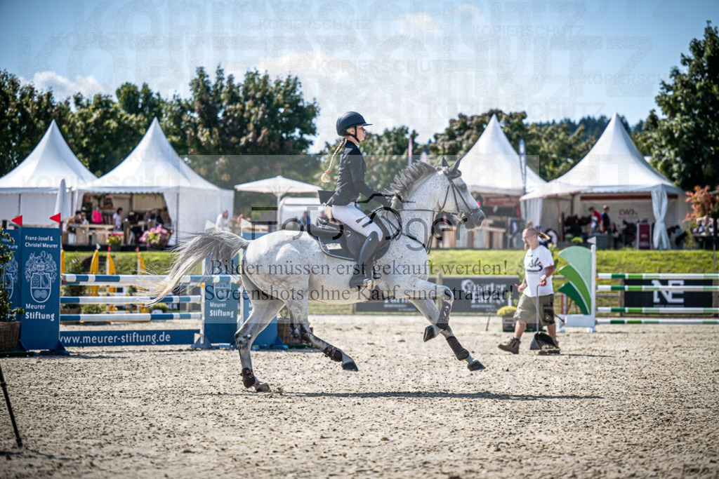 DOS_1802 | Entdecke hochwertige Reitturnierfotos von Foto Oger. Professionell, emotional und authentisch – jetzt Lieblingsmomente im Shop bestellen.Deutschlandweite Turnierfotografie. - Realisiert mit Pictrs.com