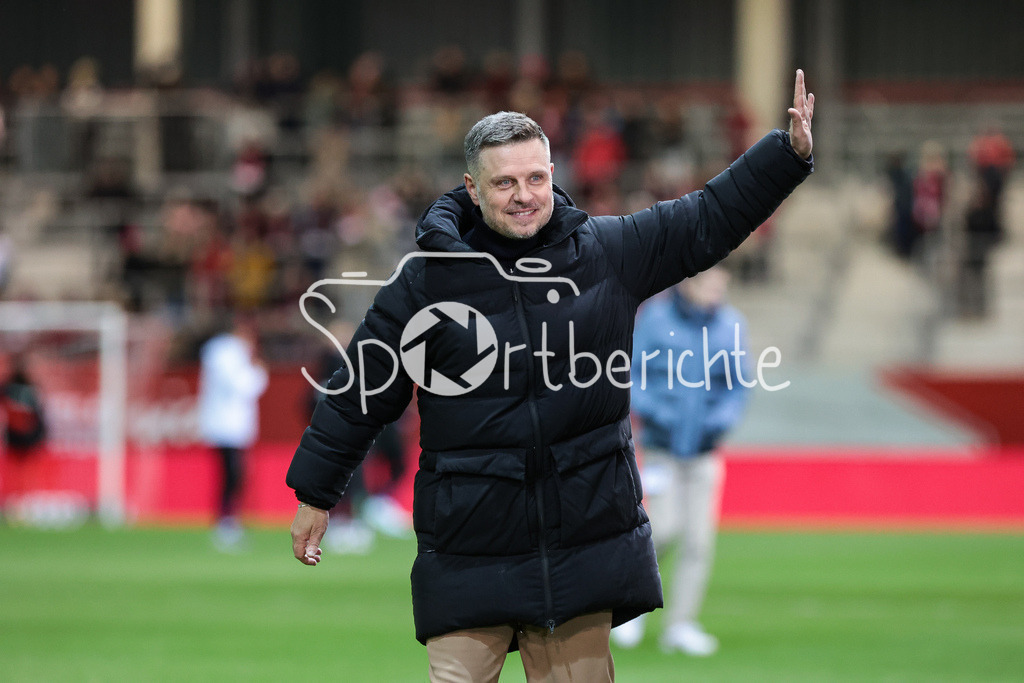 FC Bayern München Frauen - SV Werder Bremen Frauen | in Aktion Alexander STRAUS nach dem Sieg gegen Bremen / Jubel / Freude / Happy / Symbolbild