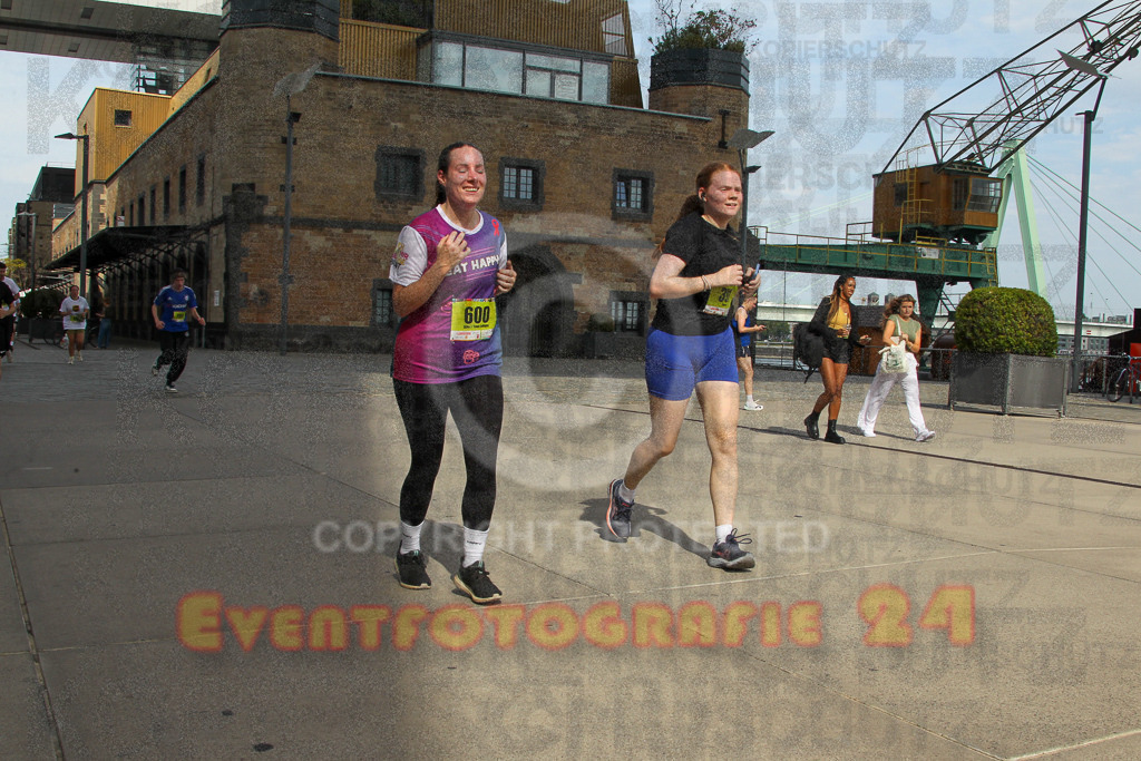250920_1333_EV4_6039 | Sportfotografie im Rhein-Sieg Kreis, Köln, Bonn, NRW, Rheinland Pfalz, Hessen, etc. Unser Tätigkeitsfeld umfasst den Laufsport vom Volkslauf über den Marathon, Duathlon, Triathon bis zum Ultralauf wie Kölnpfad Ultra oder Schindertrail.