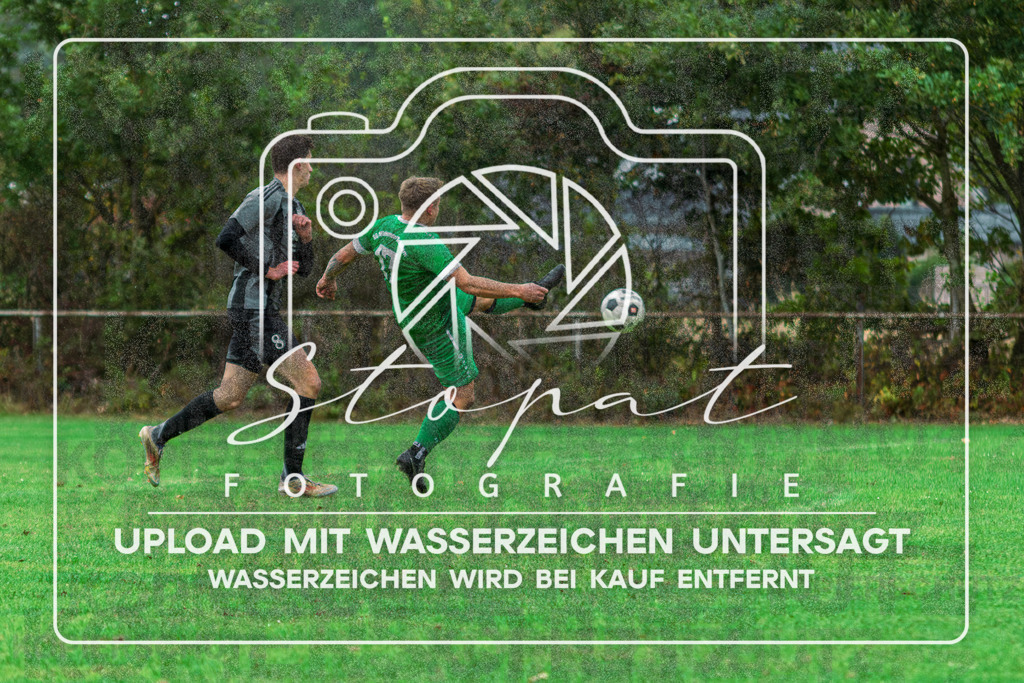 SGWFGFS-1002 | Tim Gaumer (SG Wintermoor/Schuelern #17) beim Herren Kreisliga HK Spiel zwischen SG Schuelern/Wintermoor und FG Fulde-Stellichte im Stadion Wintermoor, Schneverdingen (Simon Paul Stopat) - Realisiert mit Pictrs.com