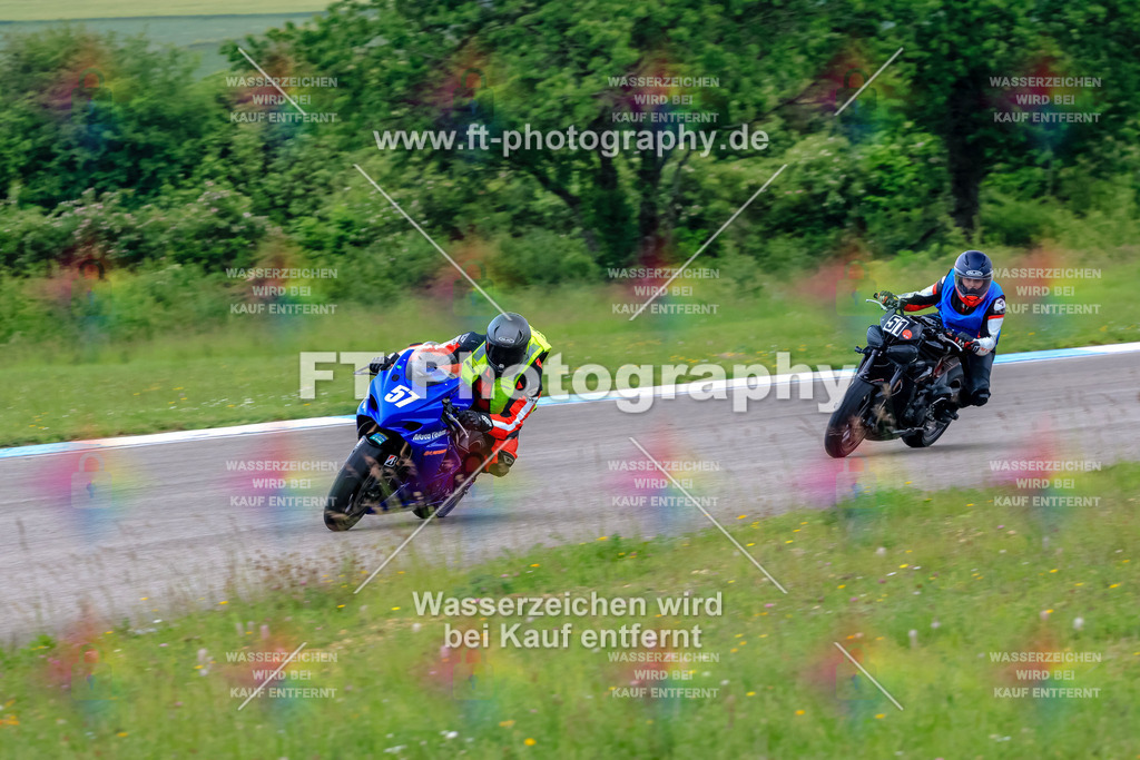MotoTeam-3208 | Hier findet Ihr Bilder von Touristenfahrten auf der Nürburgring Nordschleife oder von anderen Veranstaltungen die ich besucht habe. Viel Spass beim Durch Schauen 
