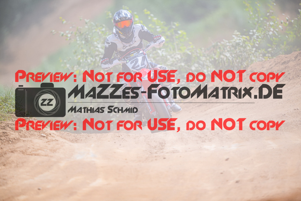 MaZZes_FotoMatrix_220529_7870 | Fotograf Mathias Schmid
Sportfotograf,
Eventfotograf,
Hochzeitsfotograf,
Portraitfotograf