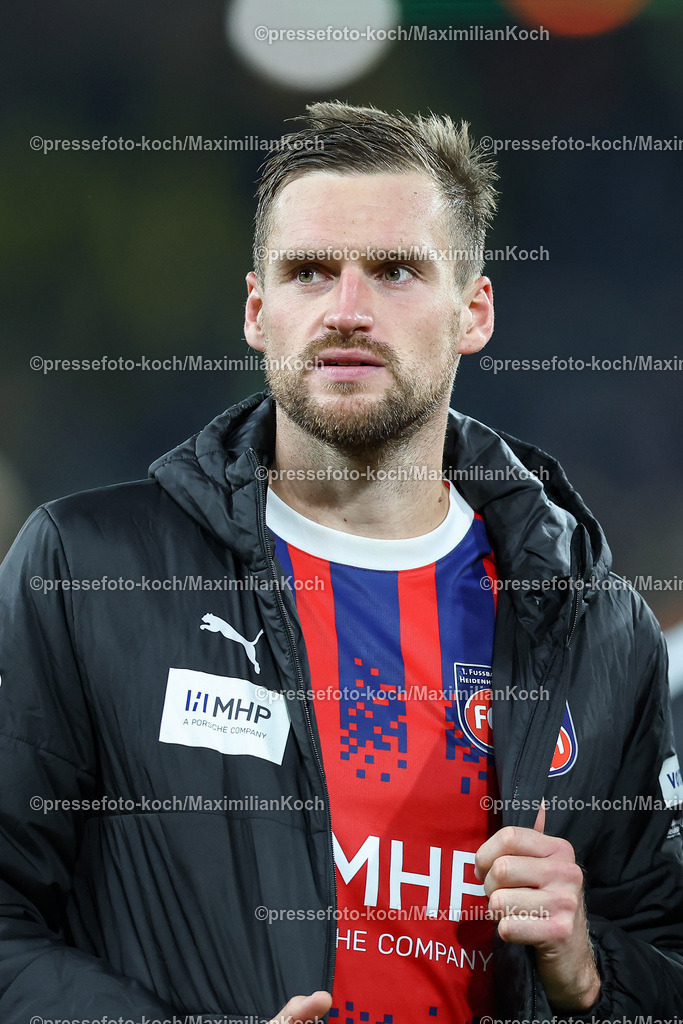 BVB13092402270 | 13.09.2024, 1. Fußball Bundesliga, Borussia Dortmund - 1. FC Heidenheim 1846, Signal Iduna Park, Saison 2024 2025: Patrick Mainka (Heidenheim #6)DFB regulations prohibit any use of photographs as image sequences and or quasi-video.