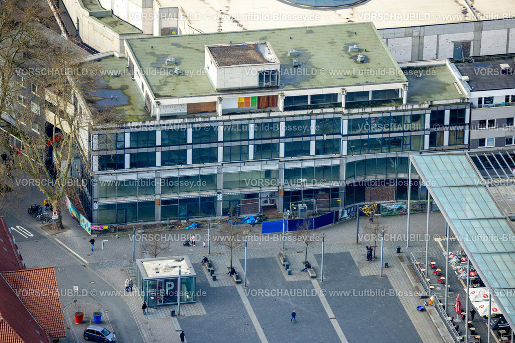 Bottrop260306276 | Luftbild, ehemaliges Hansa-Zentrum, leerstehendes Einkaufszentrum am Berliner Platz mit Baustelle vor der Wiedebelebung, Altstadt, Bottrop, Ruhrgebiet, Nordrhein-Westfalen, Deutschland
