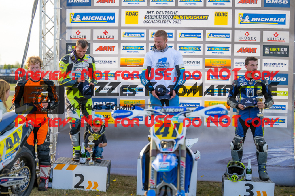 MaZZes_FotoMatrix_231001_0547 | S1