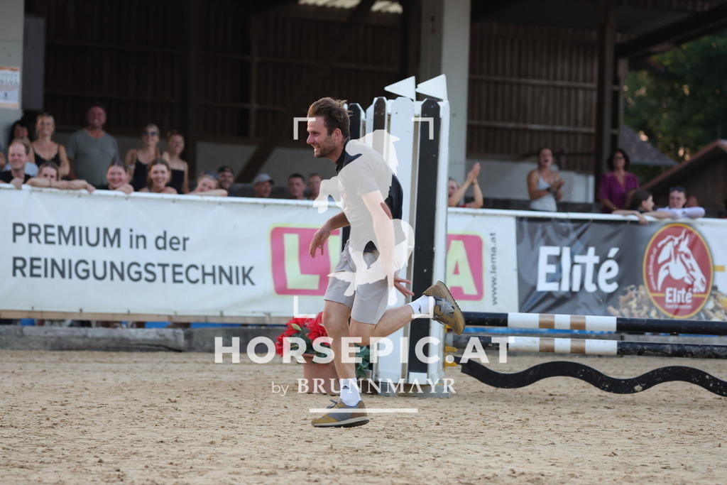 0P6A3046 | Willkommen bei Brunnmayr - Design & Fotografie – Ihrem Spezialisten für Reitturniere und Pferdeveranstaltungen in Oberösterreich, Salzburg und Bayern! Seit über 17 Jahren sind wir leidenschaftlich dabei.