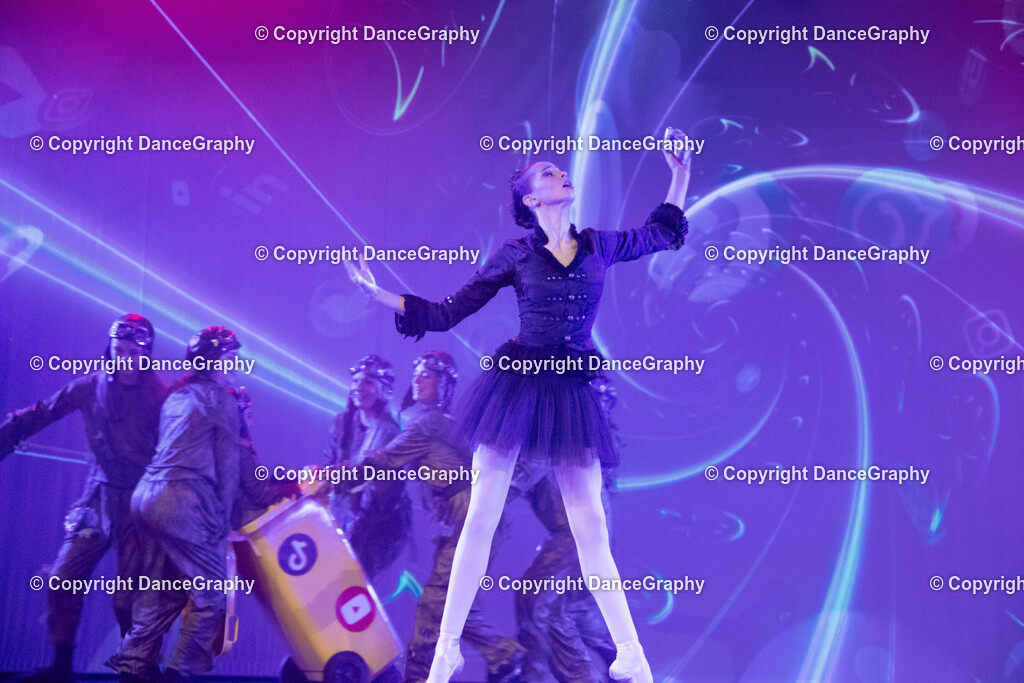 GPHY3446 | DanceGraphy - Realisiert mit Pictrs.com