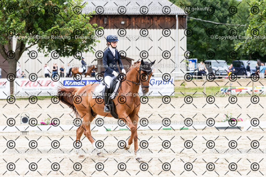 CL5A7853 | Emilia Reinking Fotografie - Realisiert mit Pictrs.com