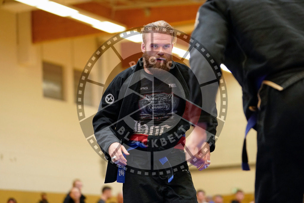 20240203PBB05196 | Fighters compete during the Brazilian Jiu-Jitsu Championship of the AJP Tour in Maintal by Frankfurt am Main, Germany, on February 2, 2024.