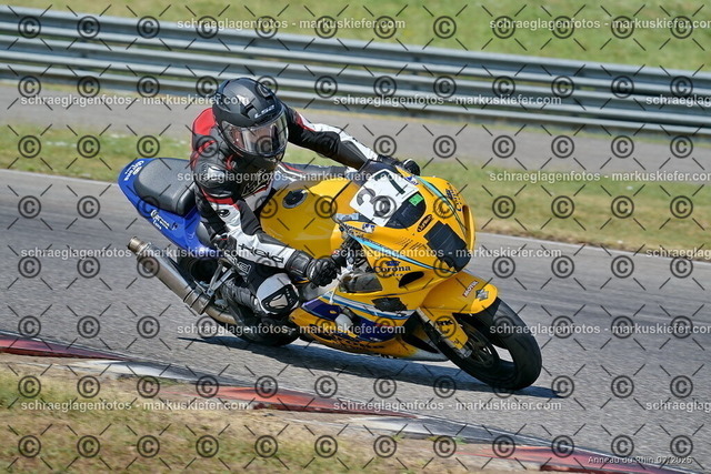 25bt04-0434 | markuskiefer.com - Realisiert mit Pictrs.com