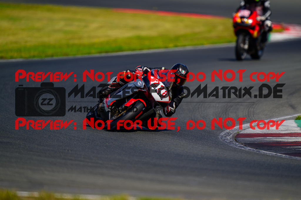 MaZZes_FotoMatrix_240725_6007705_9821 | ROT