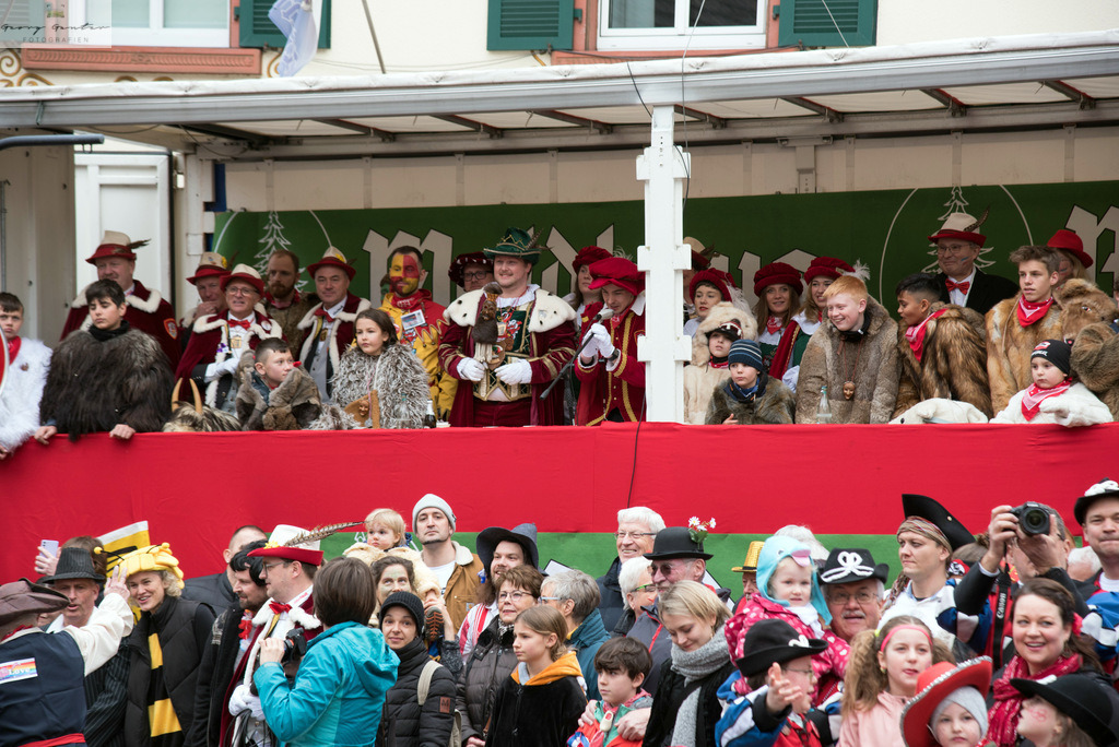 FastSonn_23-184 | Fotoblog Schwarzwald, Foto Blog Wiesental, Pfaffenberg, Winterzauber, Zeller Bergland, Zell im Wiesental, Fotoblog Wiesental, Landschaftsfotos, Bilder Wiesental, Natur, Naturbilder, Fastnacht, Zeller Fastnacht, Zeller Fasnacht, Zeller Bergland, Belchen, - Realisiert mit Pictrs.com