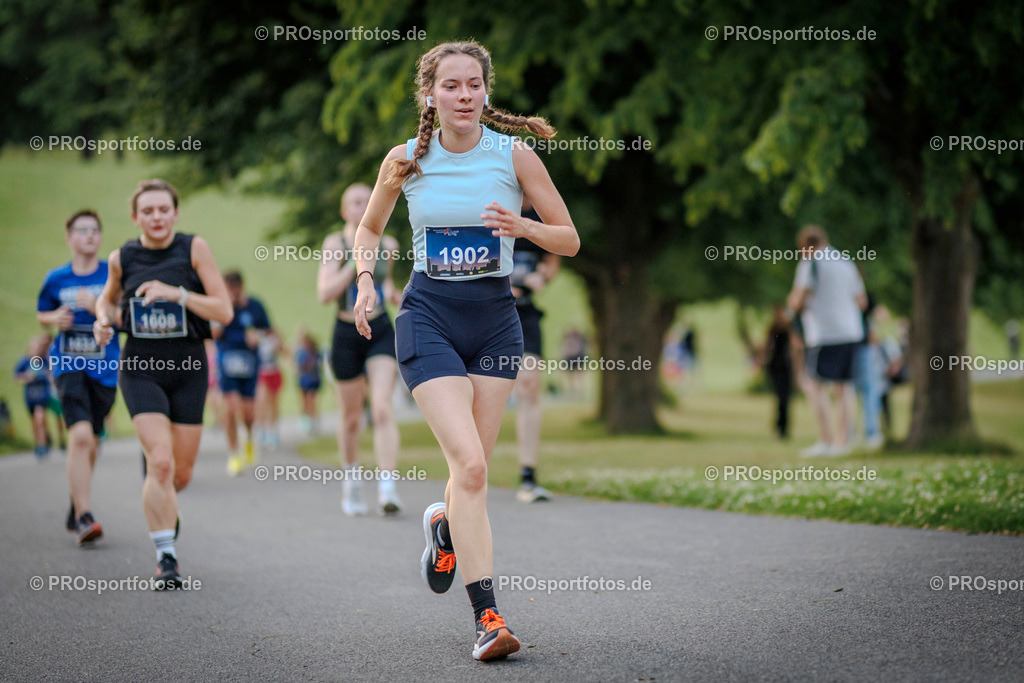 Sparda-Bank Nachtlauf Bonn; Bonn, 18.06.2025 | Impressionen vom Sparda-Bank Nachtlauf Bonn am 18.06.2025 in Bonn (Nordrhein-Westfalen). 