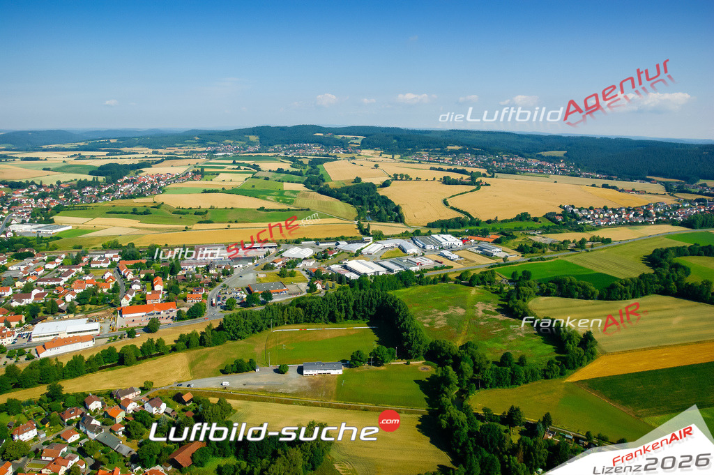 Die Luftaufnahme der Stadt Küps wurde vom UL-Flugzeug heraus erstellt ( keine Drohne )- hohe Auflösung für beste Qualität