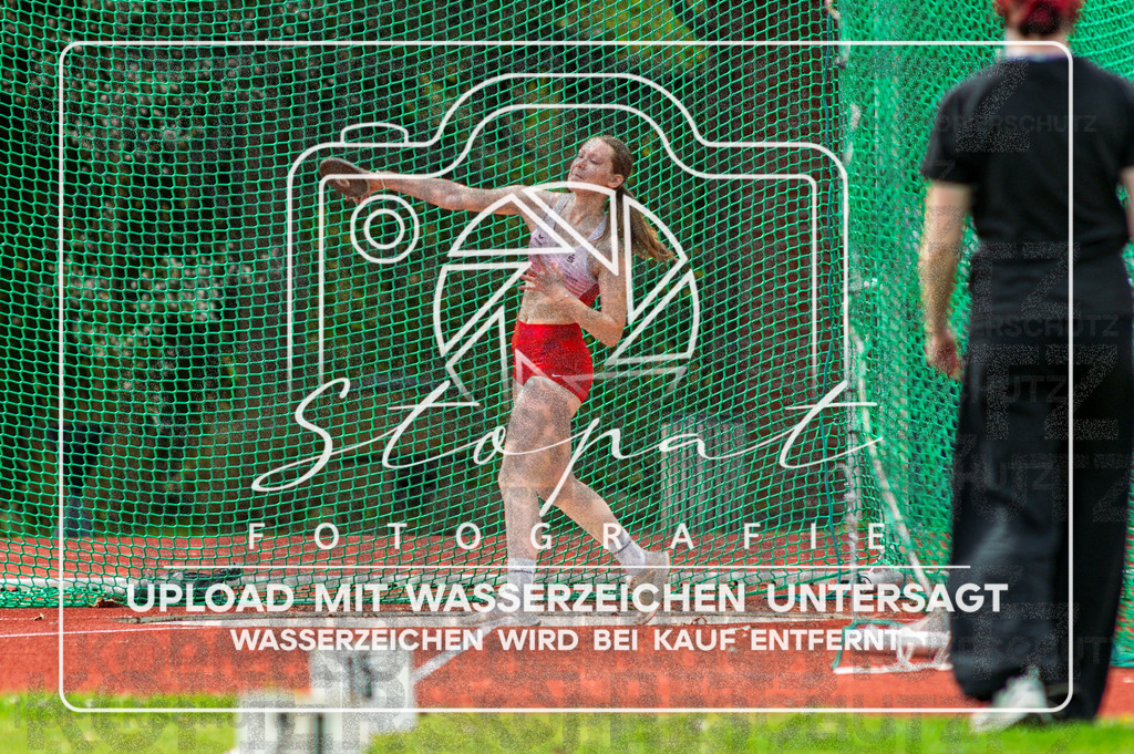 KMHK-1047 | Sarah von Fintel (TV Jahn Schneverdingen (NI)) bei den Kreismeisterschaften Leichtathletik-Wurf Heidekreis 2026 im Boehmewaldstadion, Soltau (Simon Paul Stopat) - Realisiert mit Pictrs.com