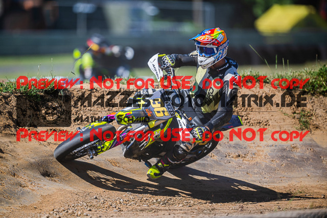 MaZZes_FotoMatrix_220702_4137 | S2