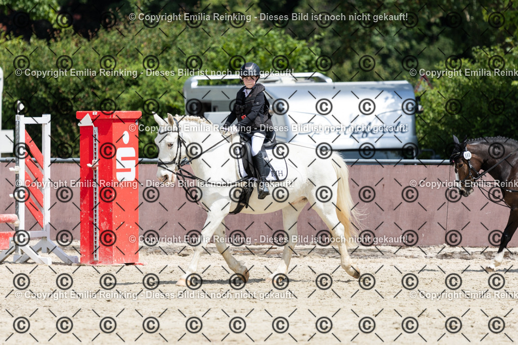 CL5A3642 | Emilia Reinking Fotografie - Realisiert mit Pictrs.com