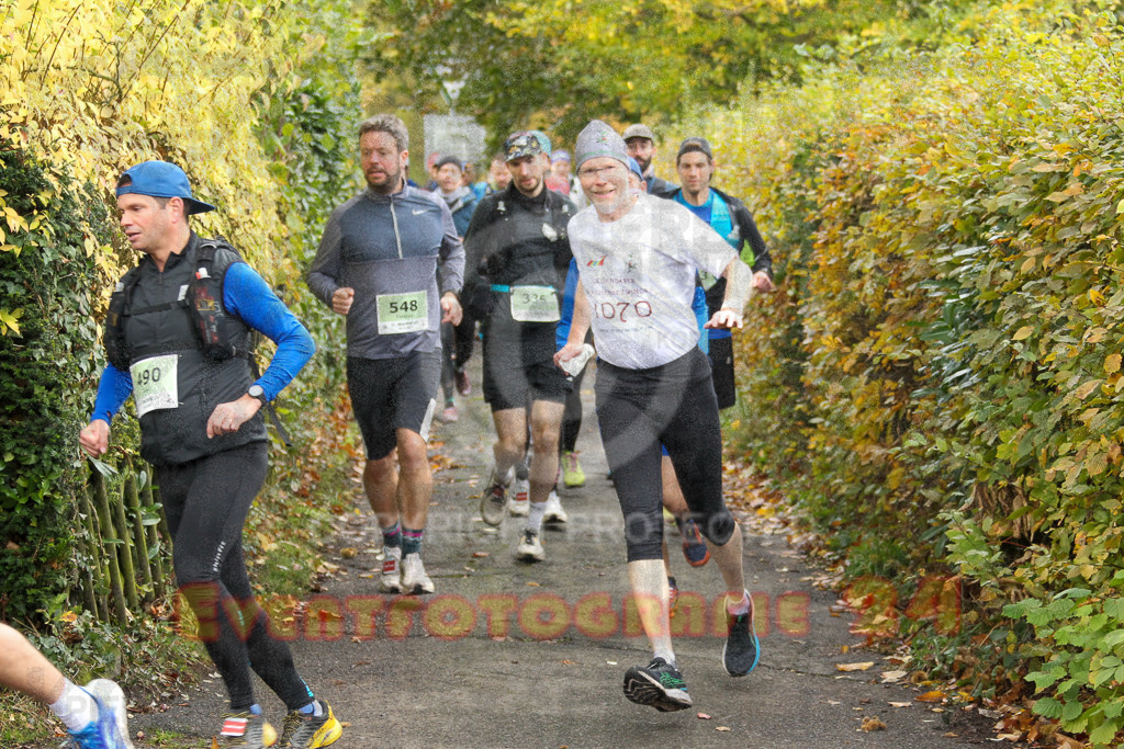 251026_1005_EV4_4086 | Sportfotografie im Rhein-Sieg Kreis, Köln, Bonn, NRW, Rheinland Pfalz, Hessen, etc. Unser Tätigkeitsfeld umfasst den Laufsport vom Volkslauf über den Marathon, Duathlon, Triathon bis zum Ultralauf wie Kölnpfad Ultra oder Schindertrail.