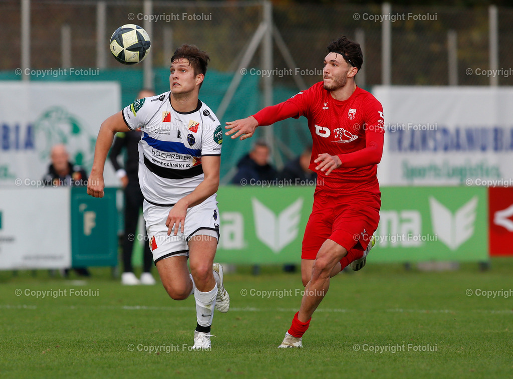 A_LUI_110925_18 | SPORT,FUSSBALL,LT1 OOE LIGA ASKOE OEDT 1B -SV BAD LEONFELDEN 11.10.2025 IM BILD: FINN RUDEL  (OEDT1B) UND MICHAEL KRUNERT (LEONFELDEN) FOTO:FOTOLUI