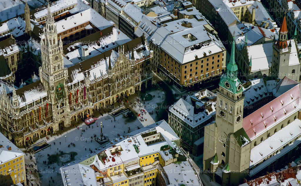 7000421 | Marienplatz, Neues Rathaus, München, Winteraufnahme