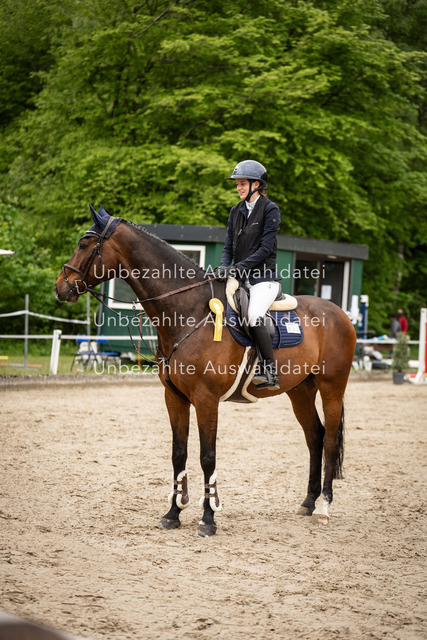 Bad_Meinberg_07164 | saradresslerfotografie - Realisiert mit Pictrs.com