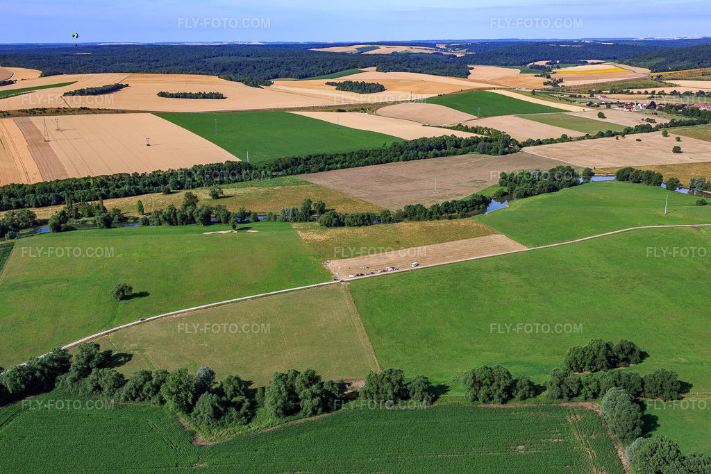 Aerial view: Course of the Meuse between meadows in Lacroix-sur-Meuse in the state Meuse, France.Photo: IMG_083350.jpg taken on 07/12/2015 by Werner Riehm/FLY-FOTO.comResolution of the original: 5268 x 3512 px