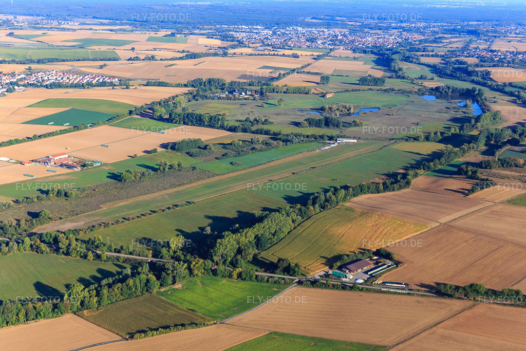 Luftbild: Segelfluggelände Reinheim in Reinheim im Bundesland Hessen in Deutschland. – Foto: IMG_110975.jpg vom 08.09.2018 durch Werner Riehm/FLY-FOTO.de – Auflösung des Originals: 5472 x 3648 px – fsvor.de
