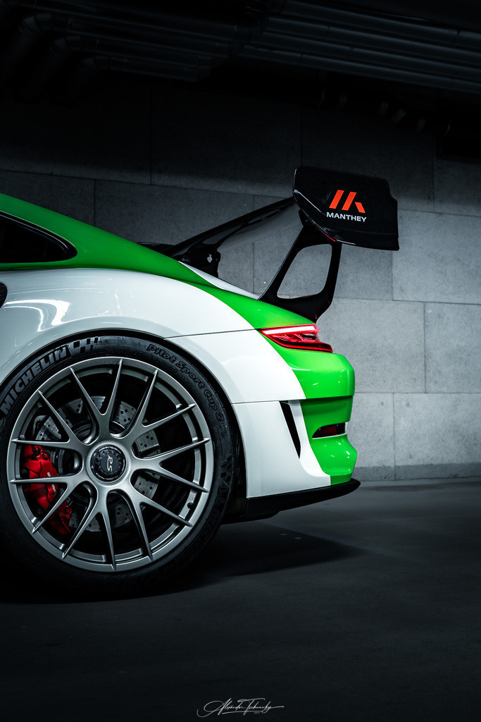 R6AT0314 _Alexander Tschuncky | Entdecken Sie die faszinierende Welt von Alexander Tschuncky Arts: Kreative Fotografie, atemberaubende Automobilkunst und hochwertiger Bilderdruck. Lassen Sie sich inspirieren! - Realisiert mit Pictrs.com