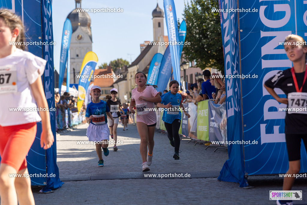 VJ__3296 | Stadtlauf Erding 2025 #stadtlauferding #erdingstadtlauf #stadtlauf_erding #laufmotivation #trisporterding #yourpictrs #sportshot_your_pictrs