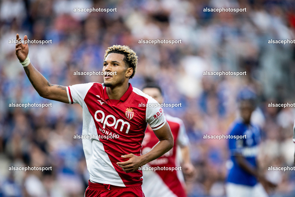 9L6A8331 | Joie des joueurs de l'equipe de As Monaco apres le but de Paris Brunner #29 (AS Monaco) - Realisiert mit Pictrs.com