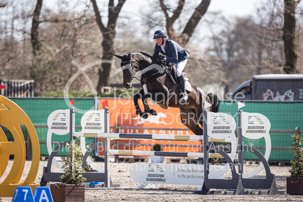 250408_Mühlen_SprPf-L-419 | Deine schönsten Turniermomente als professionelle Fotos! Entdecke hochwertige Pferdesport-Fotografie im Online-Shop. Jetzt Fotos finden & bestellen!