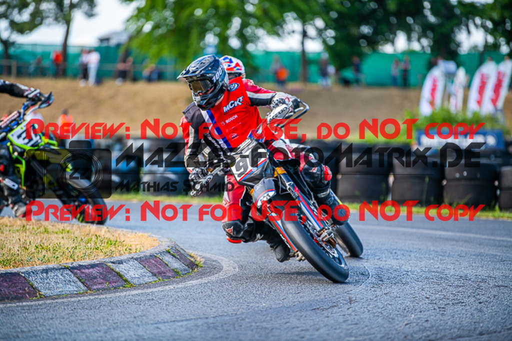 MaZZes_FotoMatrix_220528_6069 | Fotograf Mathias Schmid
Sportfotograf,
Eventfotograf,
Hochzeitsfotograf,
Portraitfotograf