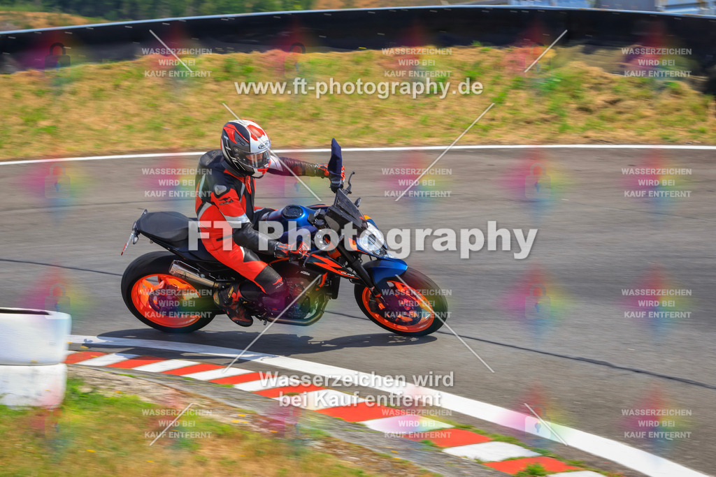 _DSK2459 | Hier findet Ihr Bilder von Touristenfahrten auf der Nürburgring Nordschleife oder von anderen Veranstaltungen die ich besucht habe. Viel Spass beim Durch Schauen 