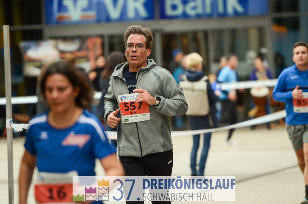 VR Bank Hauptlauf 10000m | 3 Koenigslauf 2023 - Realisiert mit Pictrs.com
