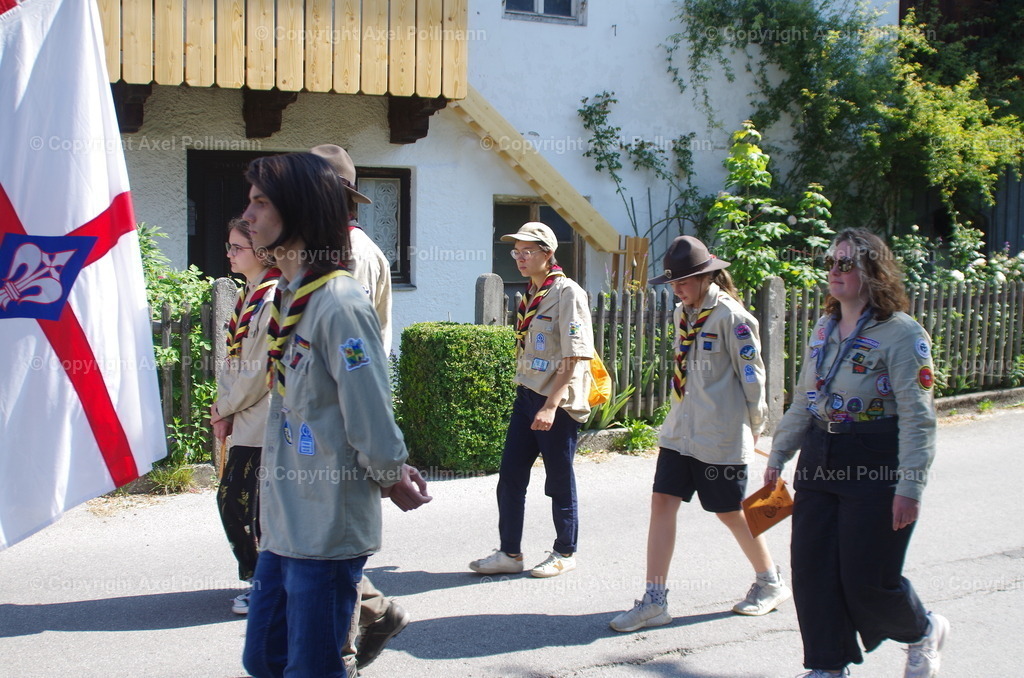 IMGP3947 | fotografiert von Axel PollmannLeonhardi Wallfahrt Benediktbeuern und Murnau, Fronleichnam, Fasching, Landschaft im Loisachtal und Benediktbeuern  - Realisiert mit Pictrs.com