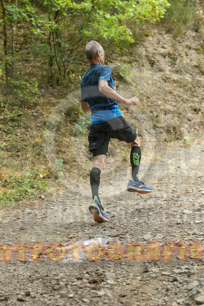 220827_1121_EX1_9045 | Sportfotografie im Rhein-Sieg Kreis, Köln, Bonn, NRW, Rheinland Pfalz, Hessen, etc. Unser Tätigkeitsfeld umfasst den Laufsport vom Volkslauf über den Marathon, Duathlon, Triathon bis zum Ultralauf wie Kölnpfad Ultra oder Schindertrail.