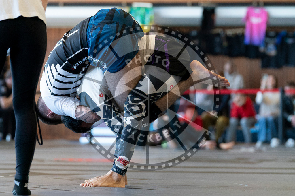 20250329PBB1930 | Fighters compete during the International Luta Livre (ILLCS) Germany IX Spring 2025 Competition spring on March 29, 2025 in Hannover, Germany.© Chiara Dazi