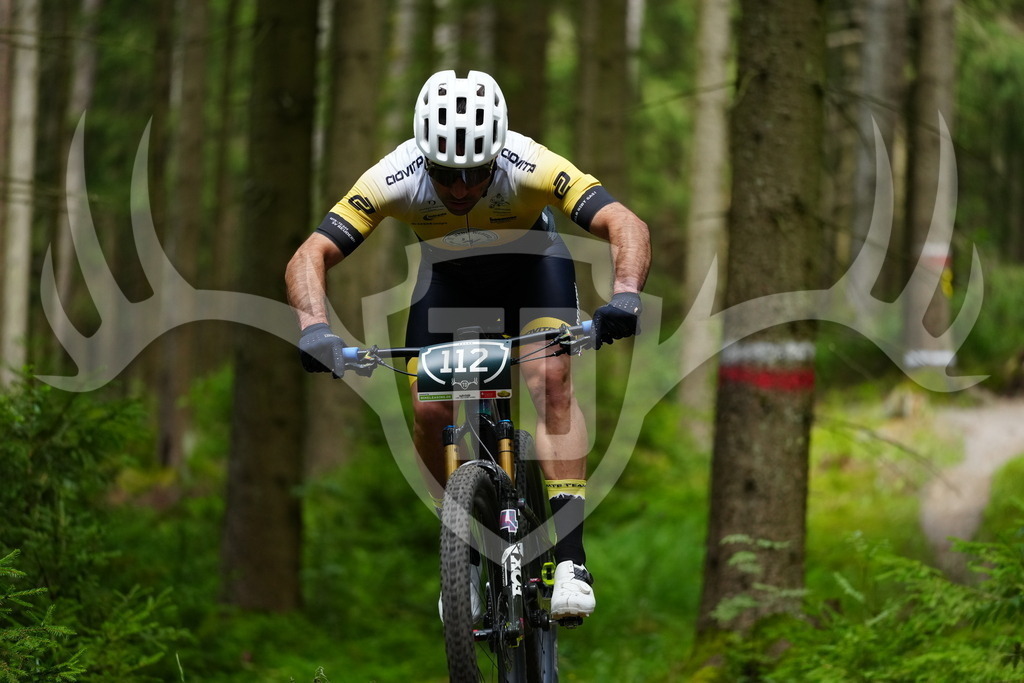 FC100186 | Fotogalerie der Treibjagd im Dunkelwald - Dein MTB Etappenrennen im Erzgebirge - Realisiert mit Pictrs.com