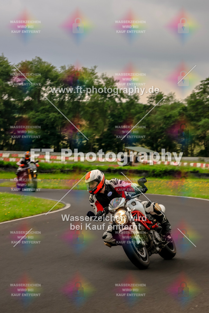 VBK-6991 | Hier findet Ihr Bilder von Touristenfahrten auf der Nürburgring Nordschleife oder von anderen Veranstaltungen die ich besucht habe. Viel Spass beim Durch Schauen 