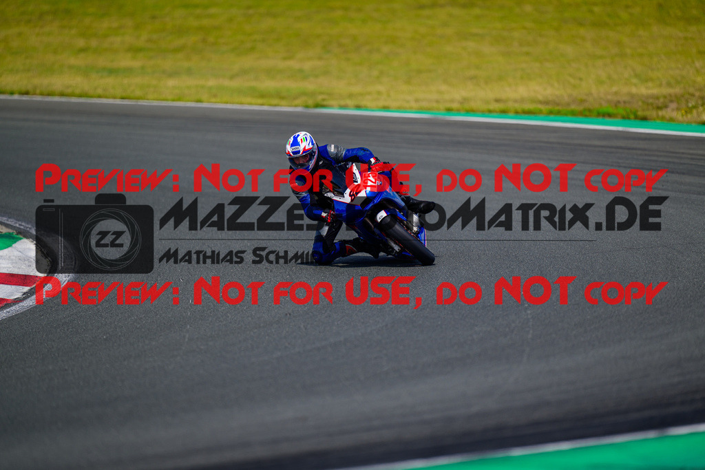 MaZZes_FotoMatrix_240725_6007705_4393 | ROT