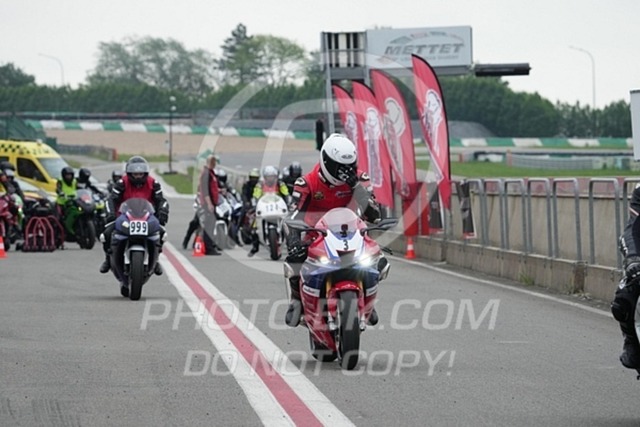 2024_05_13_PBK_12602 | Sportfotografie; SlowMotion; Video; Rennstrecke; Hafeneger; Speer; Racing; RSE; BMW; CBO; Trackday; Motorsportarena; Hockenheimring; Brno; Most; Barcelona; Valencia